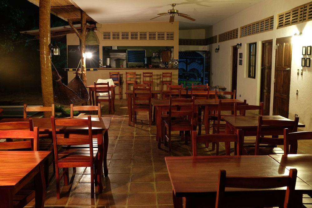 Hotel Mariposa Leon Exterior photo